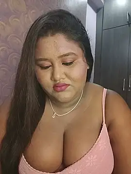 horny diana online show from August 2, 5:38 pm