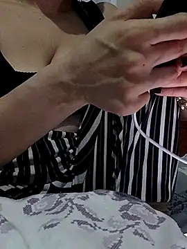 BUSE8821 online show from January 18, 12:18 am