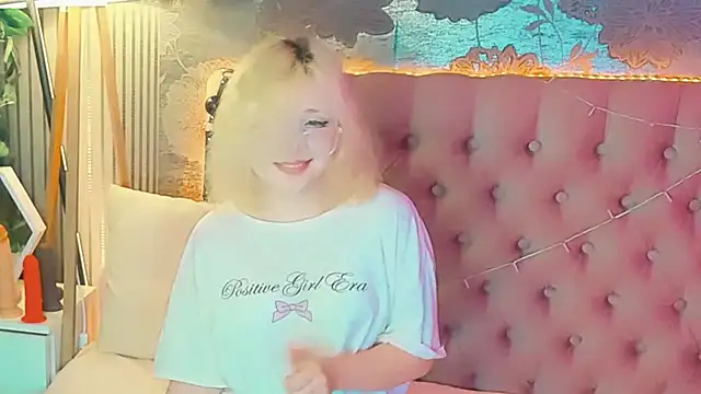 EmilyAngells online show from July 21, 11:22 am