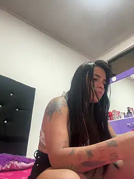 Snapshot of Georgina_Vega chatting on June 10, 6:23 am Georgina Vega online show from June 10, 6:23 am