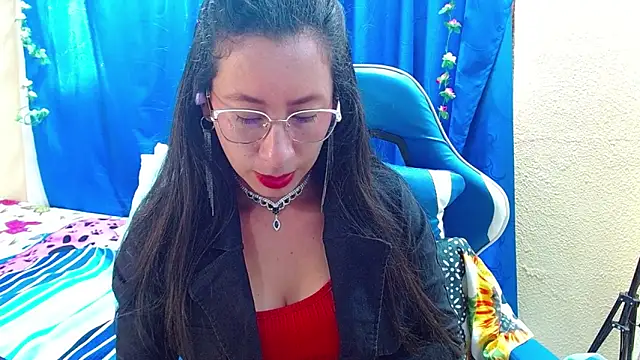 Gia leinn online show from June 16, 3:35 pm