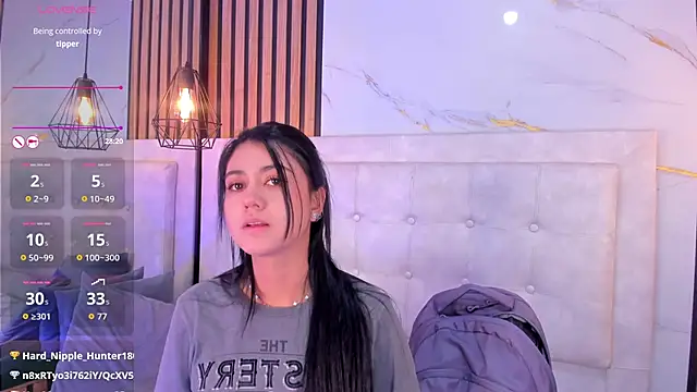 Madyson18 online show from April 30, 5:40 pm