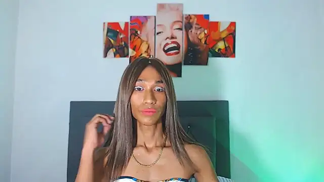red veltet online show from May 2, 6:11 pm