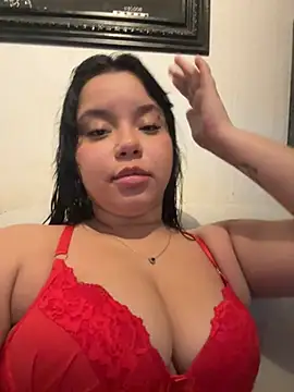 vivininfetinha online show from July 3, 12:05 am
