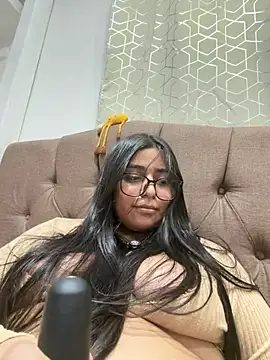 virginbrunette99 online show from July 19, 7:32 am
