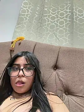 virginbrunette99 online show from July 17, 7:13 am