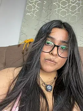 virginbrunette99 online show from July 2, 5:57 am