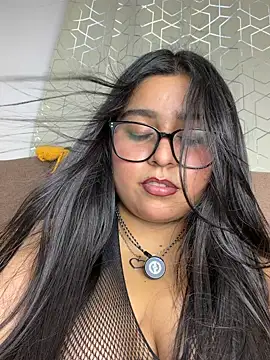 virginbrunette99 online show from June 17, 6:04 am