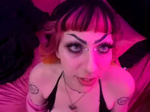 ChrryFoxx online show from October 31, 9:46 am