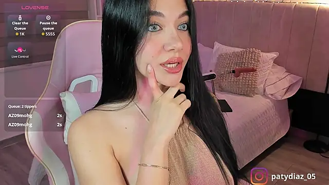 MiiaParker6972 online show from May 3, 12:25 am
