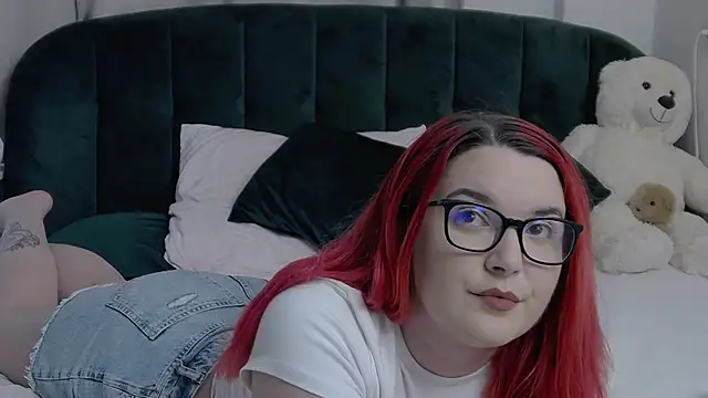 KailyKay online show from June 29, 6:07 pm
