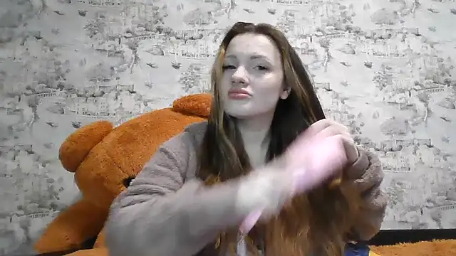 Eveline May online show from March 4, 3:07 pm