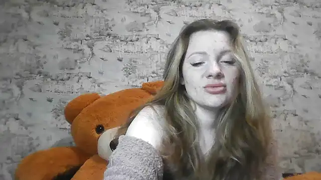 Eveline May online show from March 5, 3:41 pm