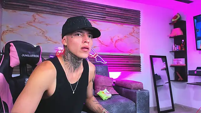 Cloe roouse online show from July 2, 2:22 am