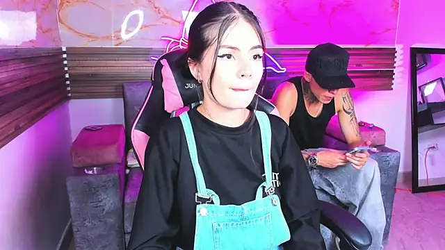 Cloe roouse online show from June 22, 2:38 am