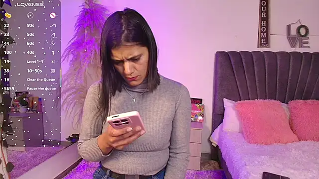 miaoconell online show from June 22, 3:25 am