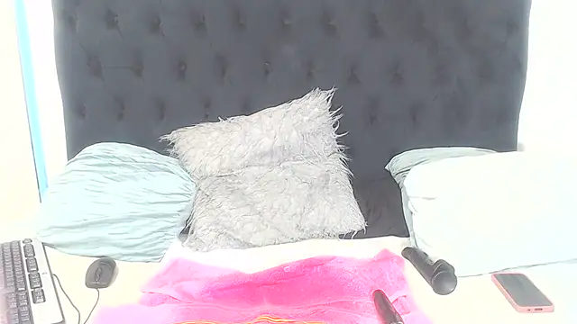 BootyClitQueen online show from July 24, 5:38 am
