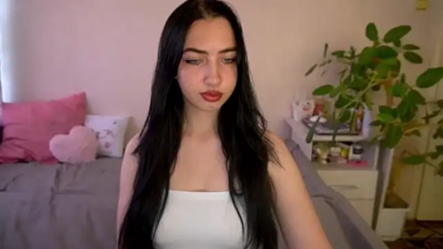 WildKittenX  online show from July 18, 5:00 am