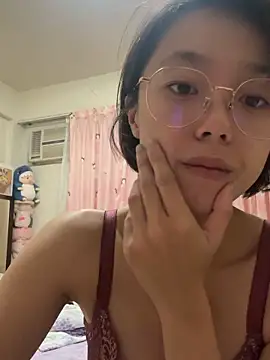 ladypaggy online show from April 30, 5:18 pm