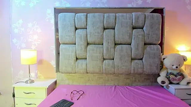 SweetAlana  online show from January 18, 3:14 am