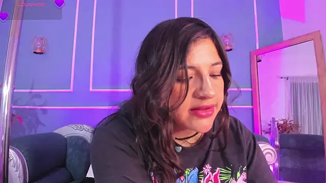 TaraTaylorr online show from November 7, 2:39 am