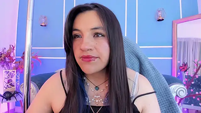 TaraTaylorr online show from June 11, 3:14 am