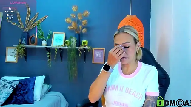 yessila parker online show from November 19, 2:22 am