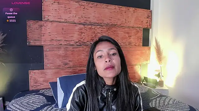 Fernanda liie  online show from June 22, 12:13 pm