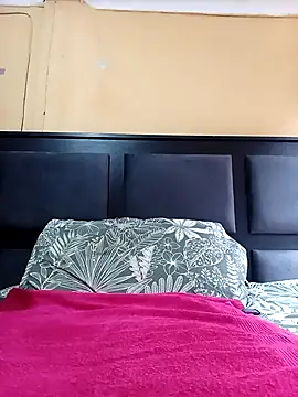 JuicyMilkyTizzy online show from March 16, 11:58 am