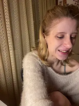 amorearte m online show from February 21, 9:15 pm