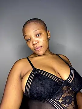 Beyoncex05 online show from January 15, 6:03 pm