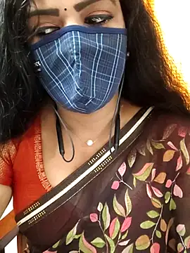 Snapshot of Aadhini99 chatting on October 19, 6:15 am Aadhini99 online show from October 19, 6:15 am