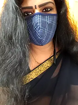 Snapshot of Aadhini99 chatting on September 18, 9:41 am Aadhini99 online show from September 18, 9:41 am
