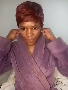Missvixen81 online show from June 5, 5:11 am