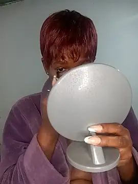 Missvixen81 online show from August 1, 5:31 am