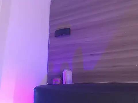 SashaNova online show from March 15, 5:42 am