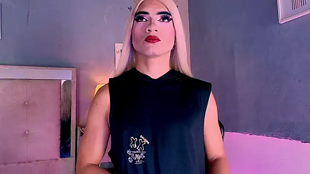 Emily Castillo 1 online show from June 17, 5:20 am