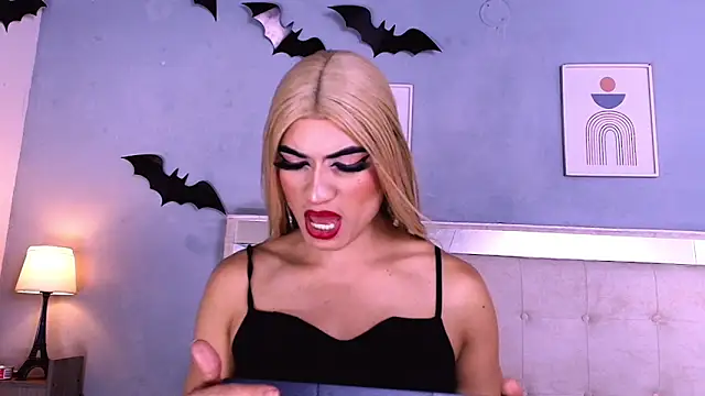 Emily Castillo 1 online show from November 28, 5:32 am