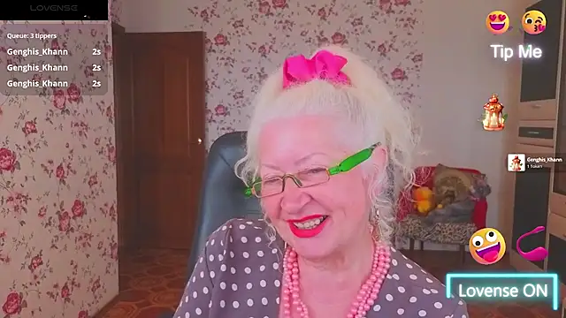 Maya Mayflower online show from June 7, 7:04 am
