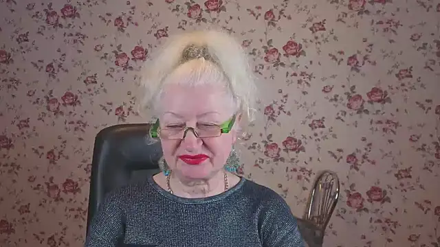 Maya Mayflower online show from February 19, 3:06 am