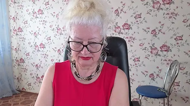 Maya Mayflower online show from September 16, 4:20 am