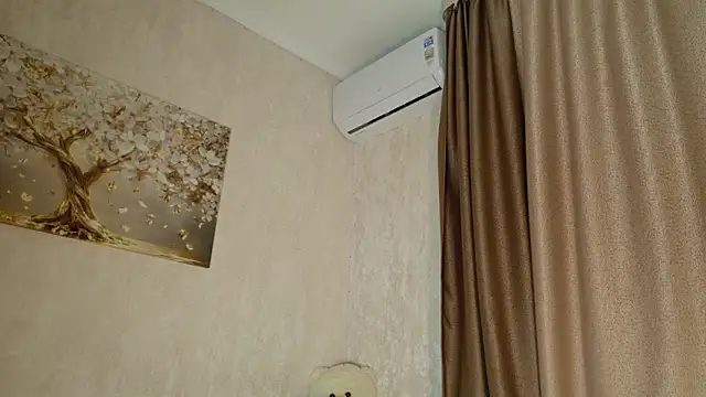 Snapshot of Anya-Sweet chatting on October 10, 4:56 pm Anya-Sweet online show from October 10, 4:56 pm