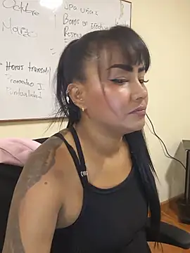 Ariana Rodriguez online show from June 19, 4:32 pm