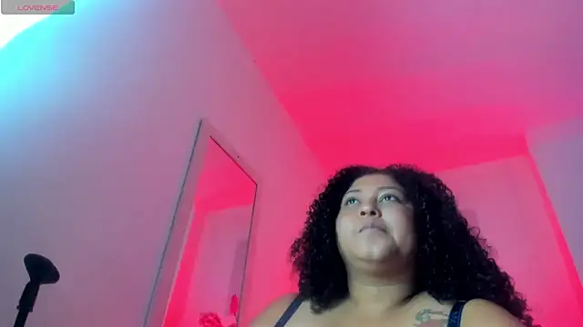 Ayliinn  online show from May 4, 11:51 pm