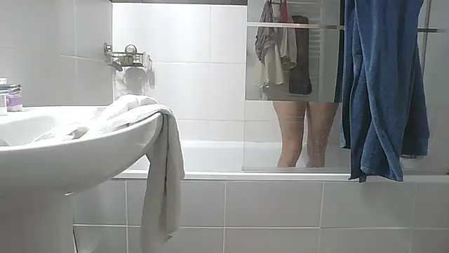 Valentinette online show from July 3, 5:35 am