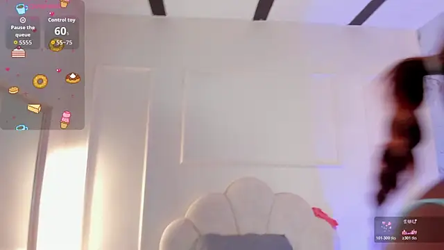 Candaceoweens online show from July 15, 3:44 am