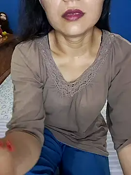 Cute-Zarina online show from September 29, 5:51 pm