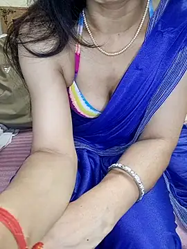 Cute-Zarina online show from November 23, 3:25 pm