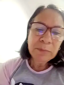 victoria wayne online show from May 1, 8:28 am