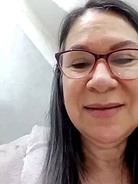 Snapshot of victoria_wayne chatting on September 13, 10:45 am victoria wayne online show from September 13, 10:45 am